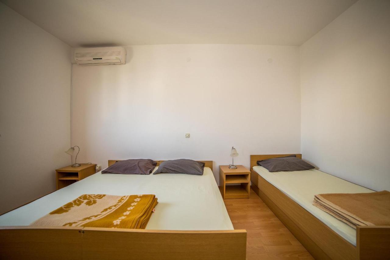 Apartments Grulovic Срима Экстерьер фото