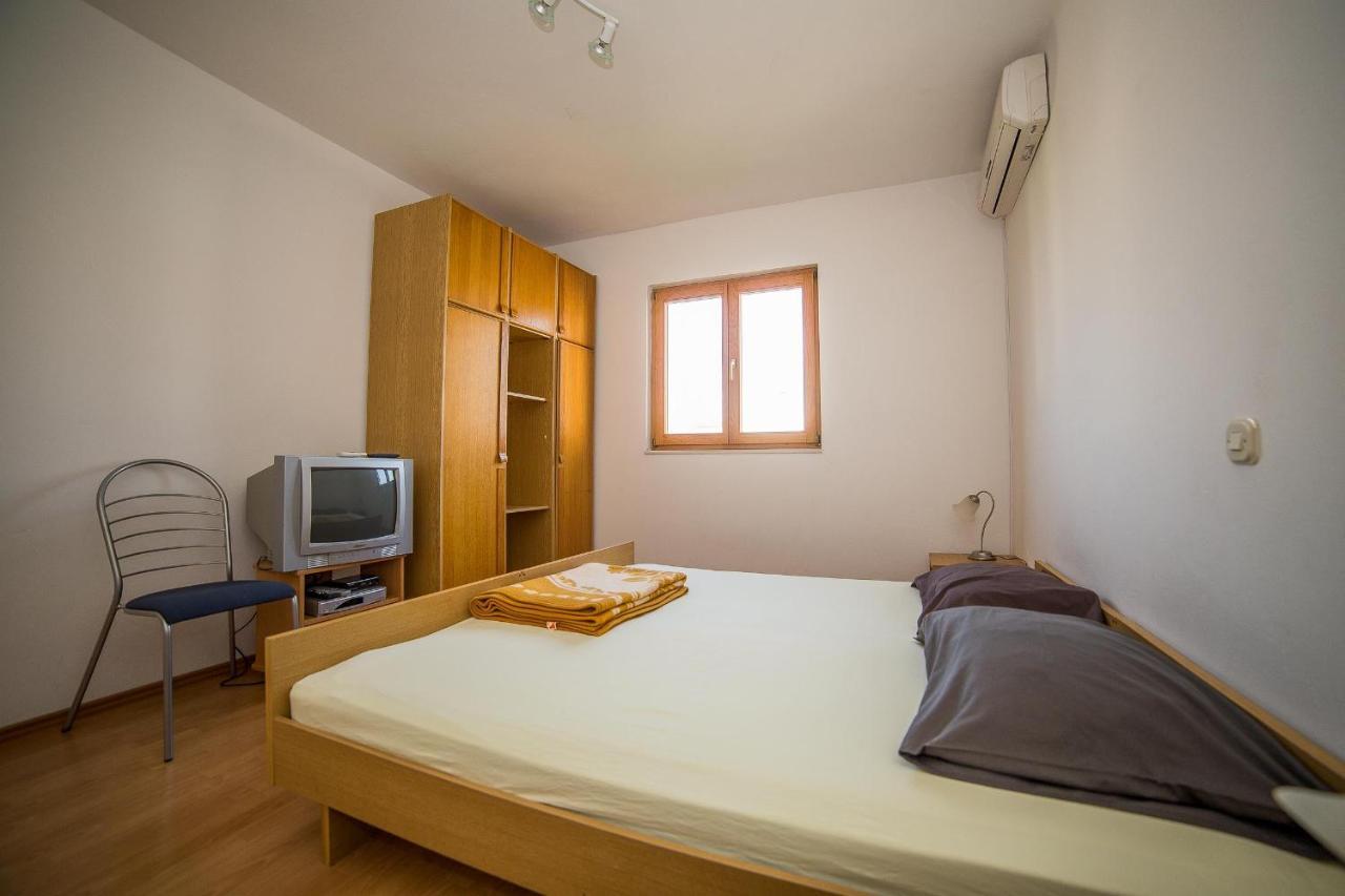 Apartments Grulovic Срима Экстерьер фото